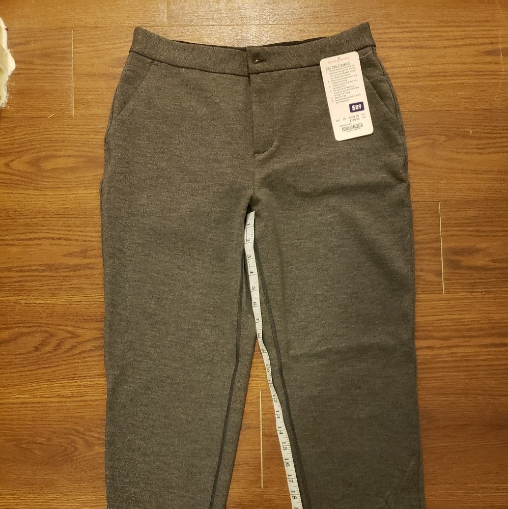 NWT, Lululemon City Trek Trouser II sz 10x Grey